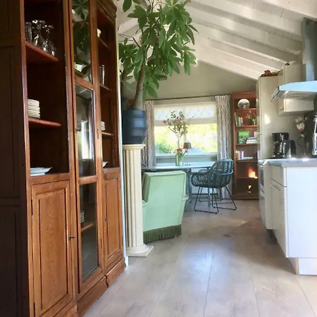 Holiday home Buitenhuis Ons Genoegen *